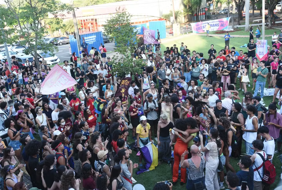 MP cobra estudos da Unicamp sobre cotas para pessoas trans