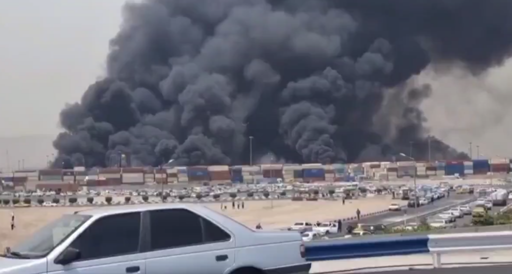 Irã confirma 40 mortos em explosão no porto