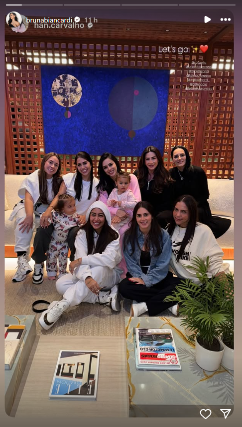 Bruna Biancardi viaja com a filha pro exterior