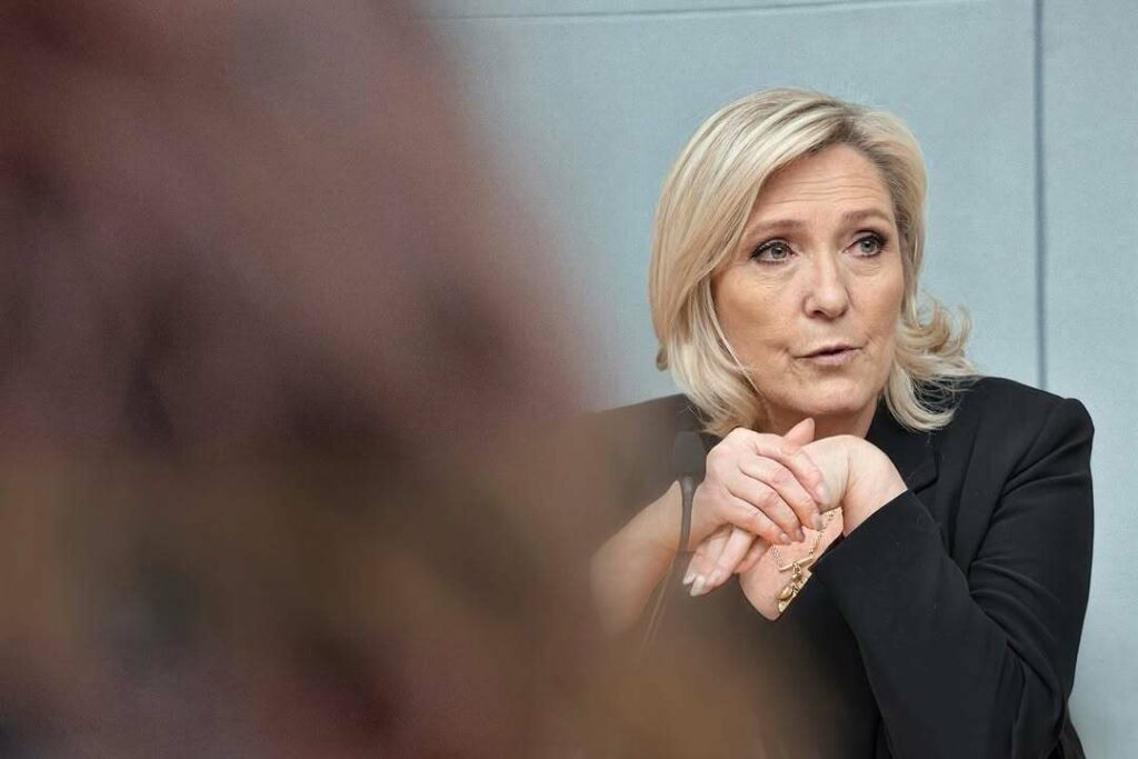 Crusoé: Trump e Musk em defesa de Le Pen