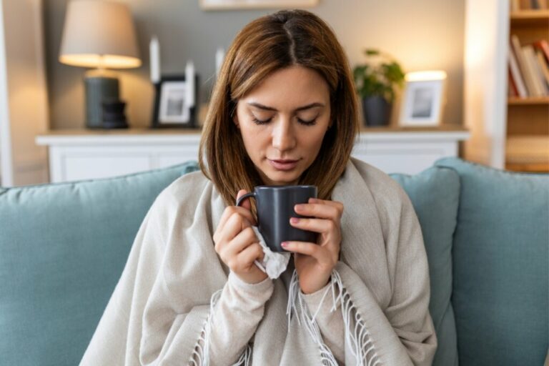 6 benefícios do chá de hortelã para saúde