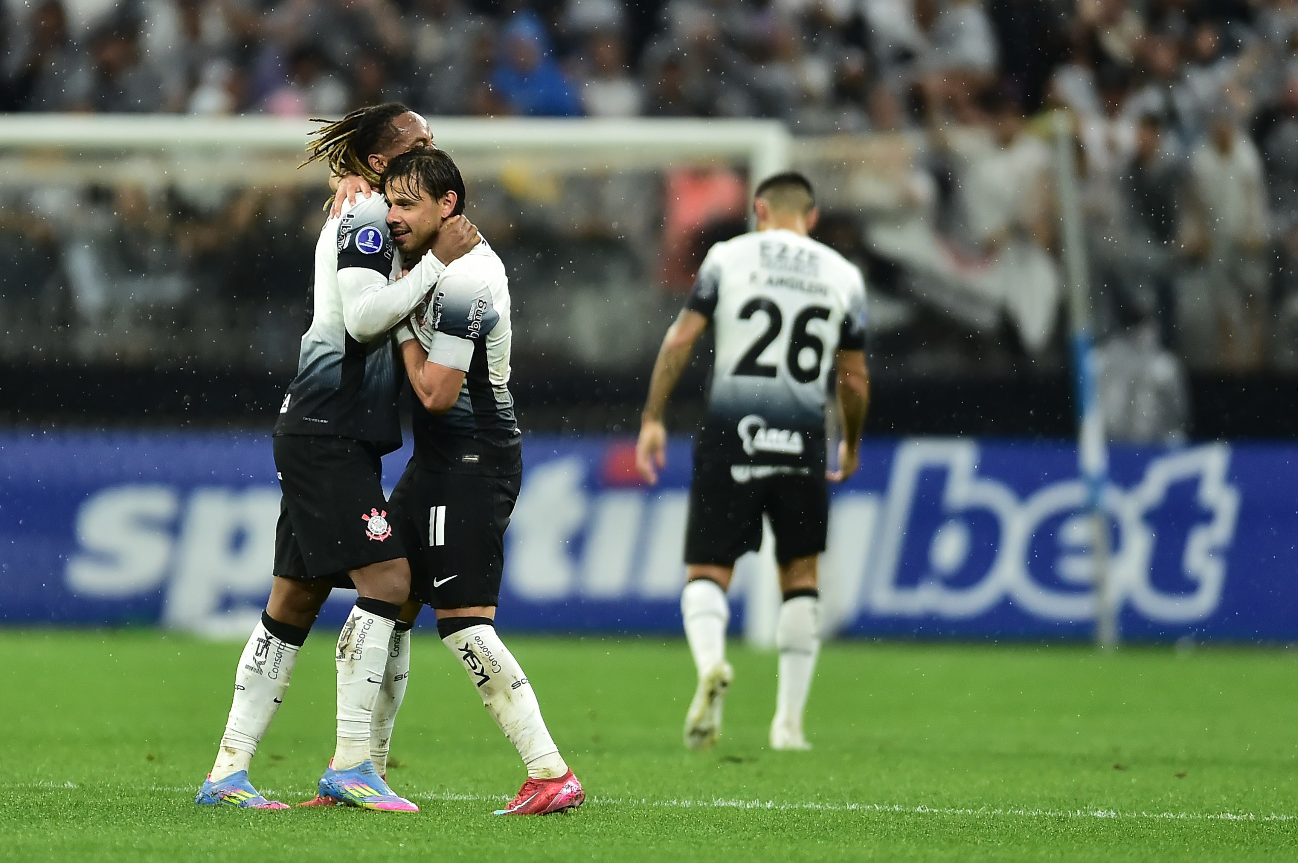 Jogos de hoje, 09/11/25: Horários e onde assistir