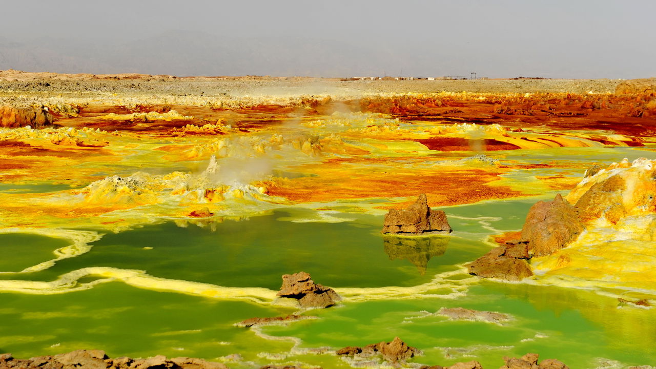 As cidades mais extremas do planeta e como as pessoas sobrevivem