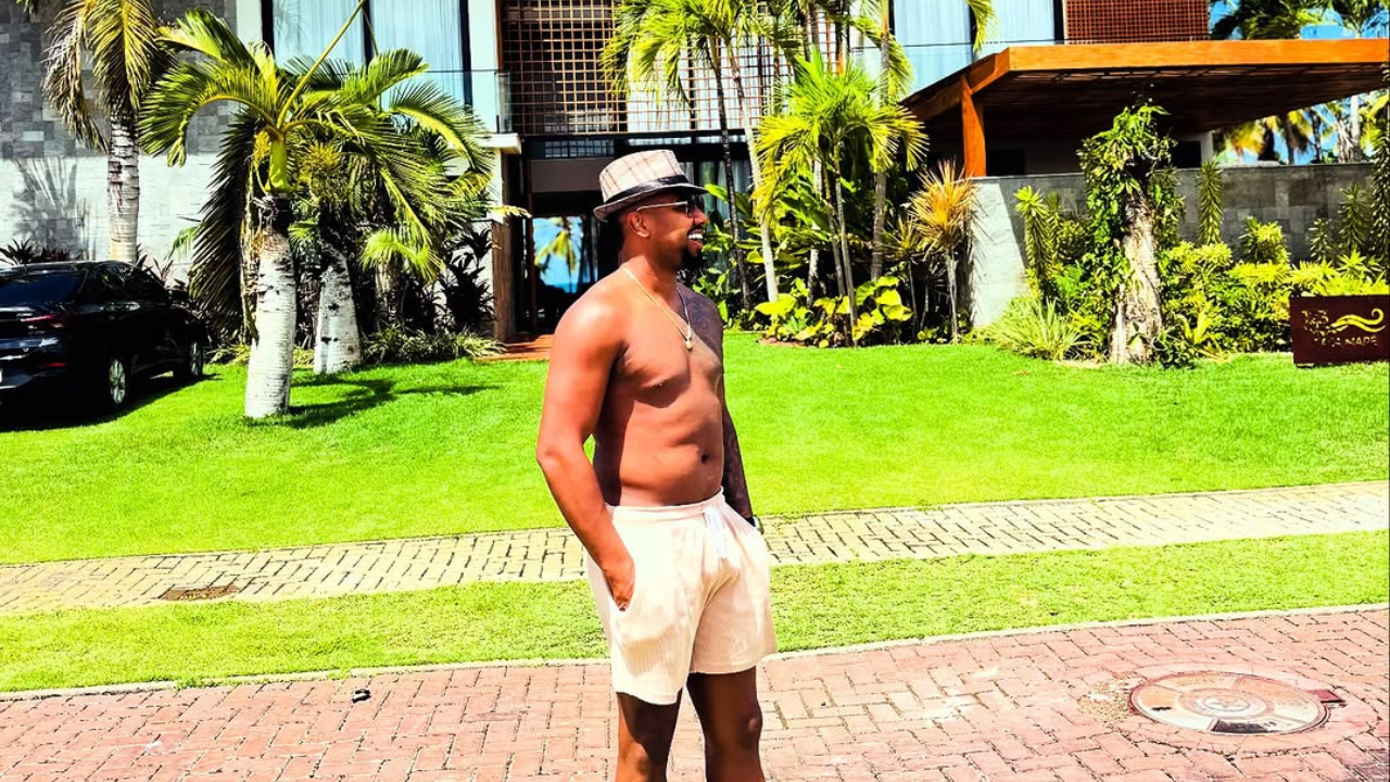 Davi Brito é detido por dirigir embriagado e ironiza