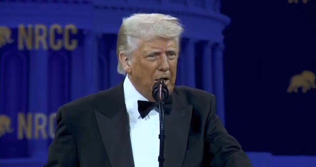 Os países estão ‘puxando o meu saco’ para fechar um acordo, diz Trump