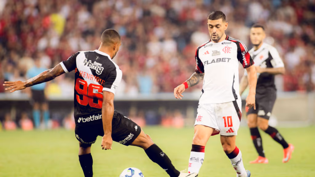 Vasco e Flamengo empatam em noite dos goleiros