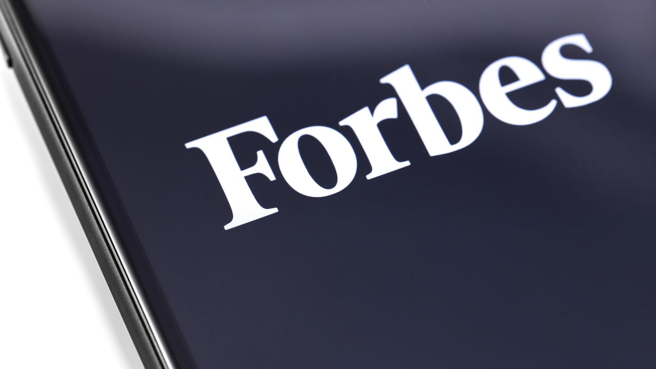 Quem são os bilionários brasileiros que deixaram a lista da Forbes?