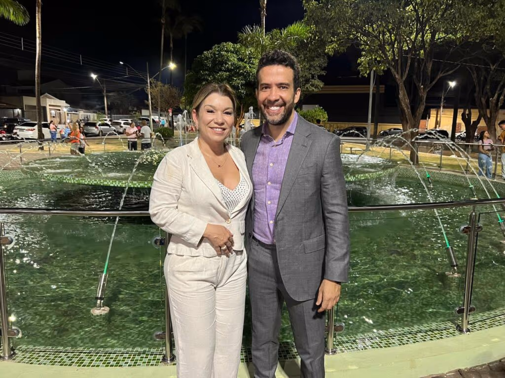 Prefeita processa Janones por chantagem com foto íntima