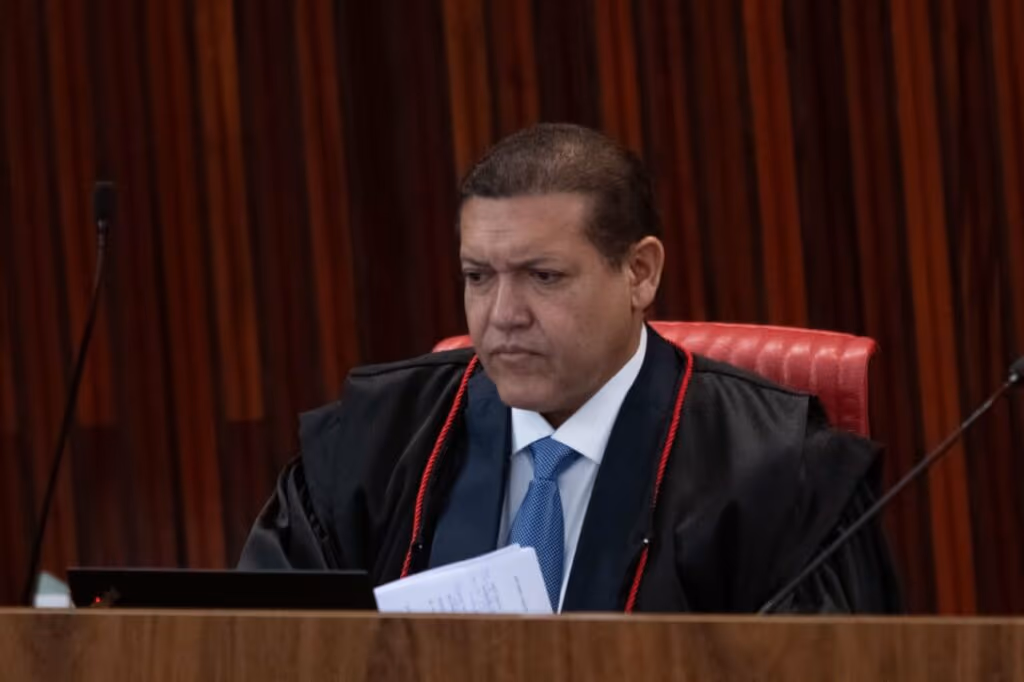 Nunes Marques pede vista de processo sobre Palocci
