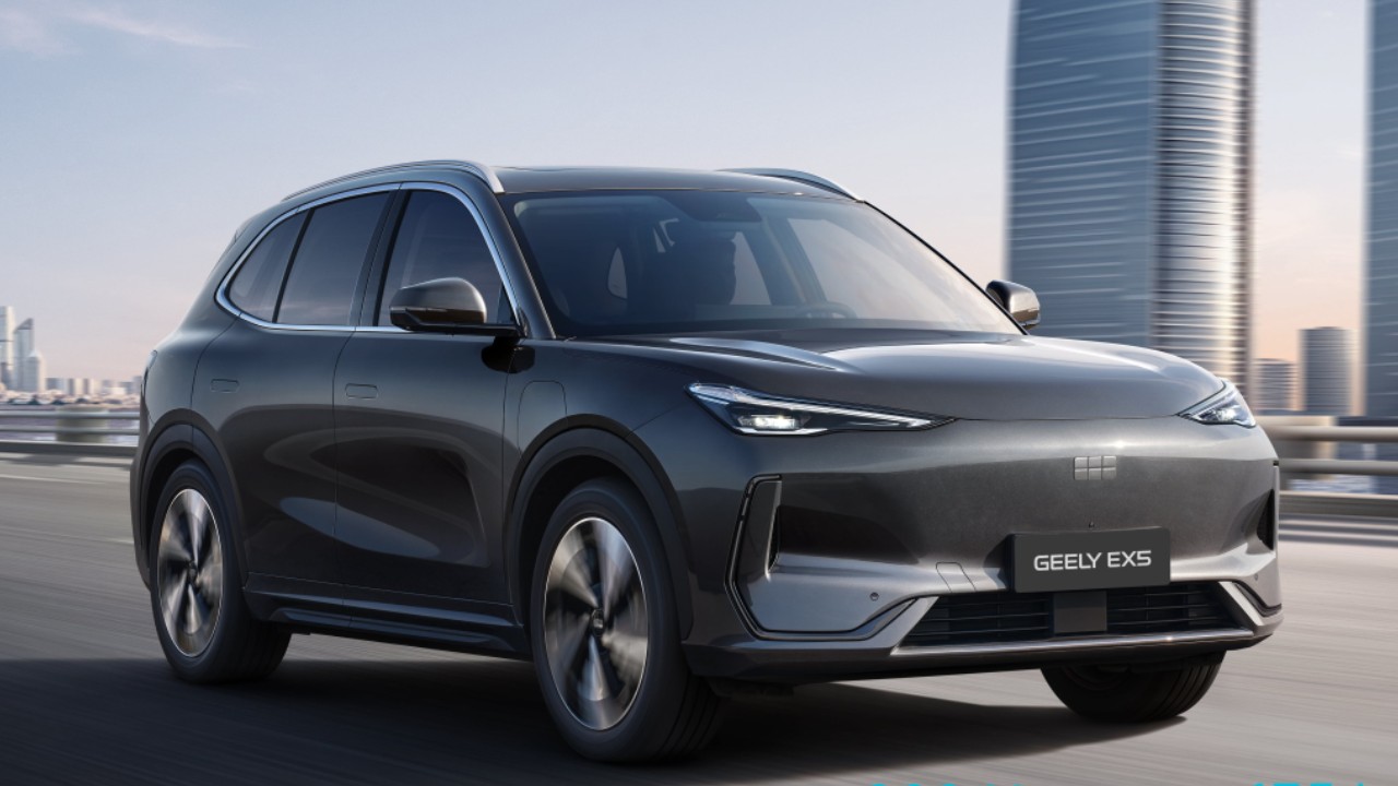Geely chega ao Brasil com SUV elétrico EX5 e parceria inédita com Renault