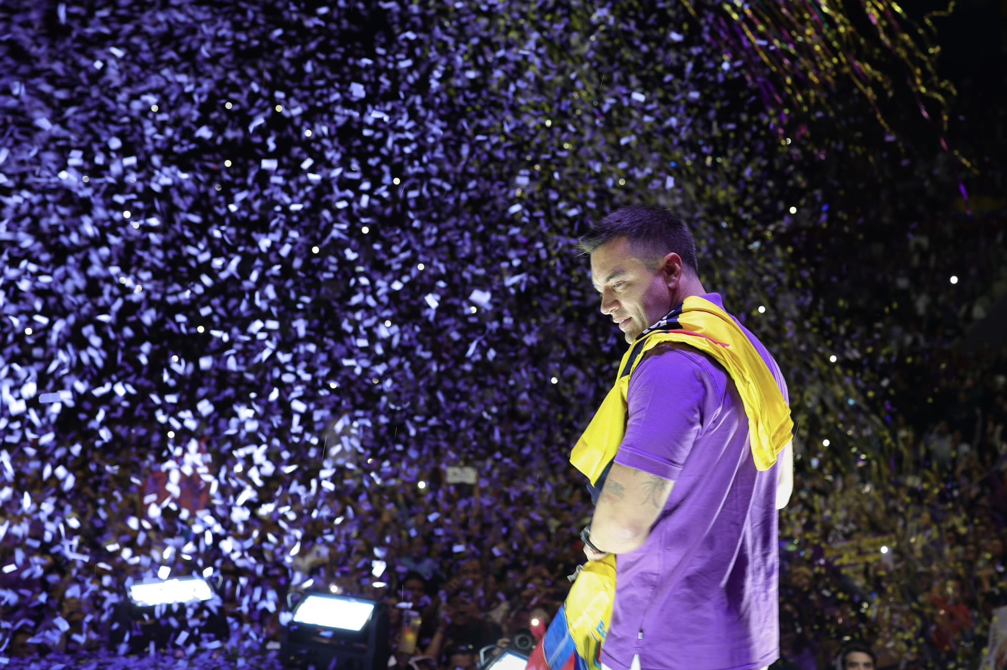 Crusoé: Observadores da UE descartam fraude em vitória de Noboa