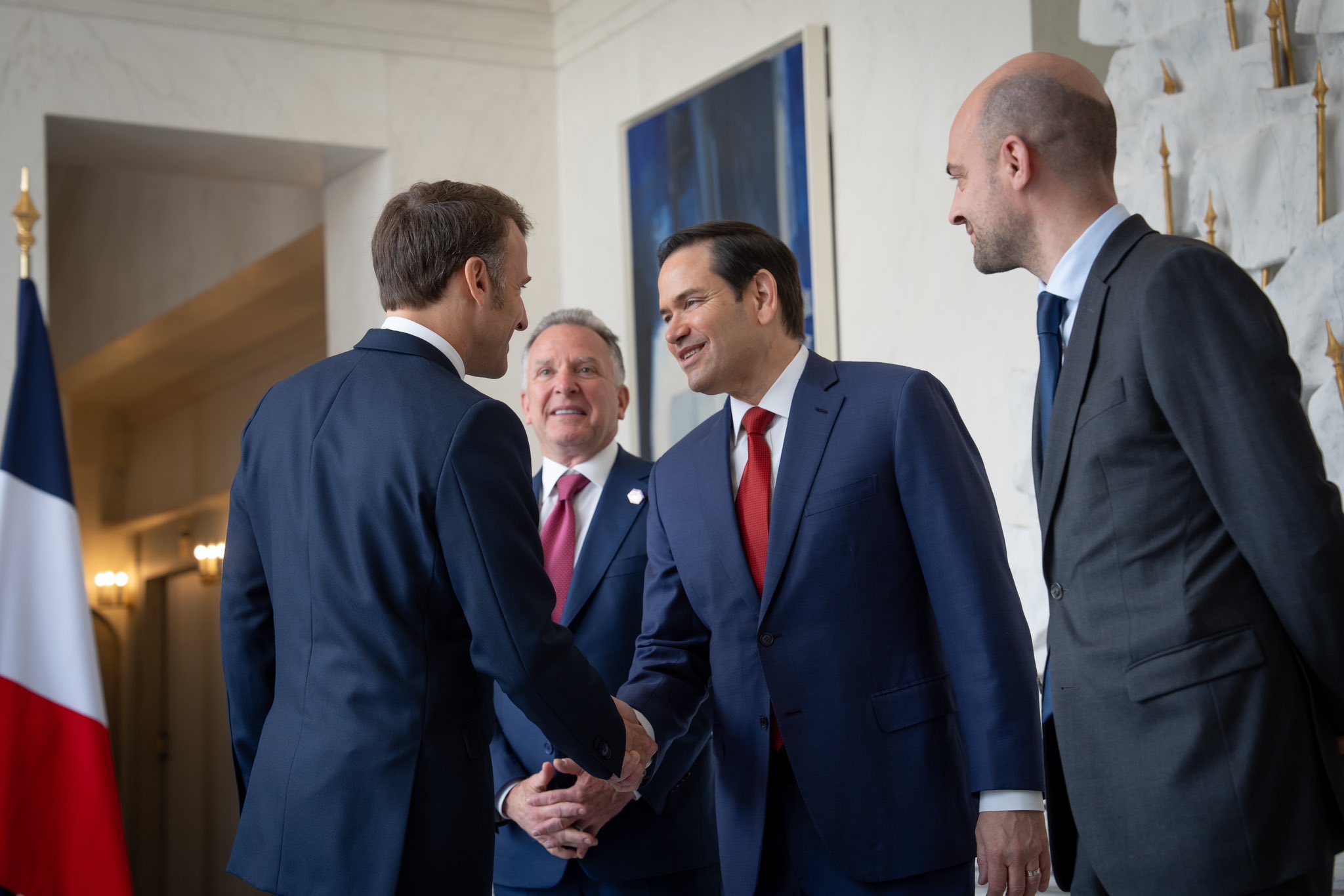 “Trump deixou claro. Momento de acabar com a guerra é agora”, diz Rubio