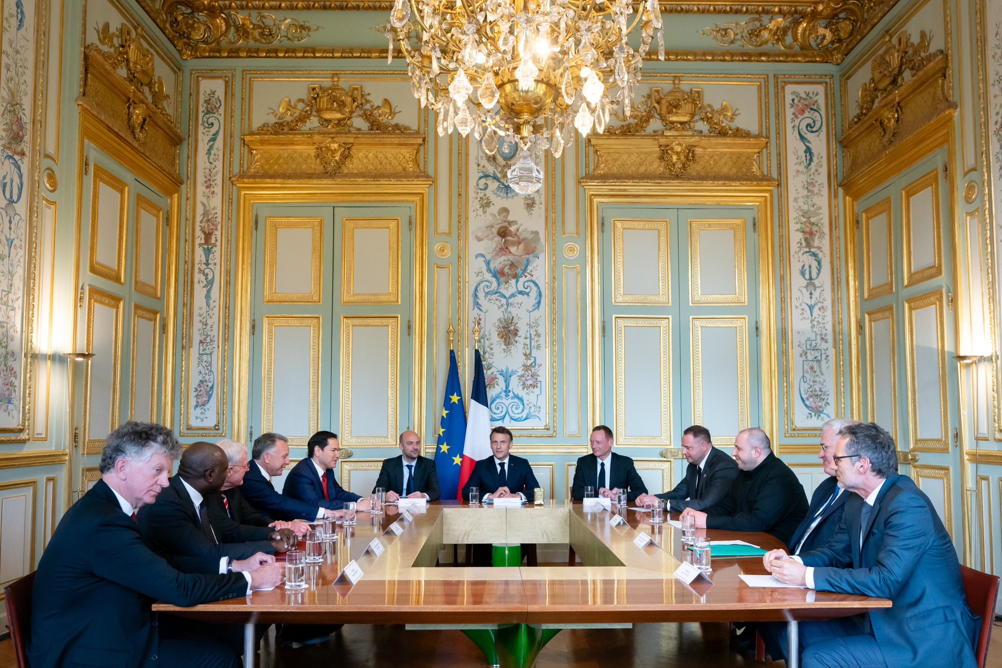 Rússia de fora de reunião em Paris sobre cessar-fogo