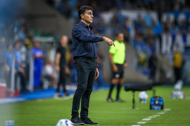 Grêmio demite Gustavo Quinteros goleada histórica para do Mirassol