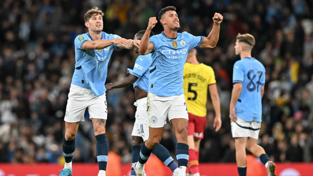 Guardiola diz que jogador brasileiro do City é pouco inteligente