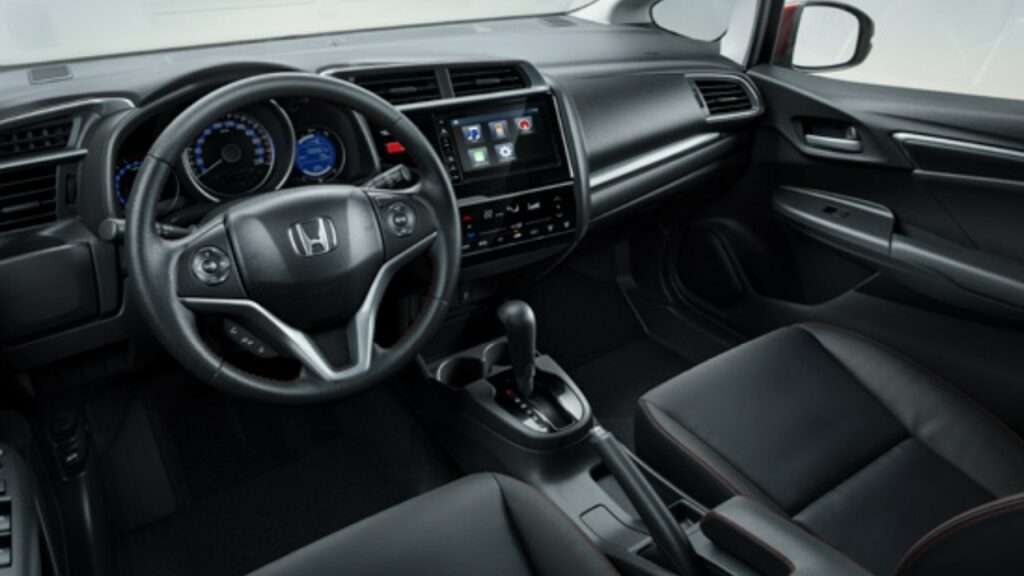 Novo WR-V estreia com espaço de SUV e tecnologia de carro premium

