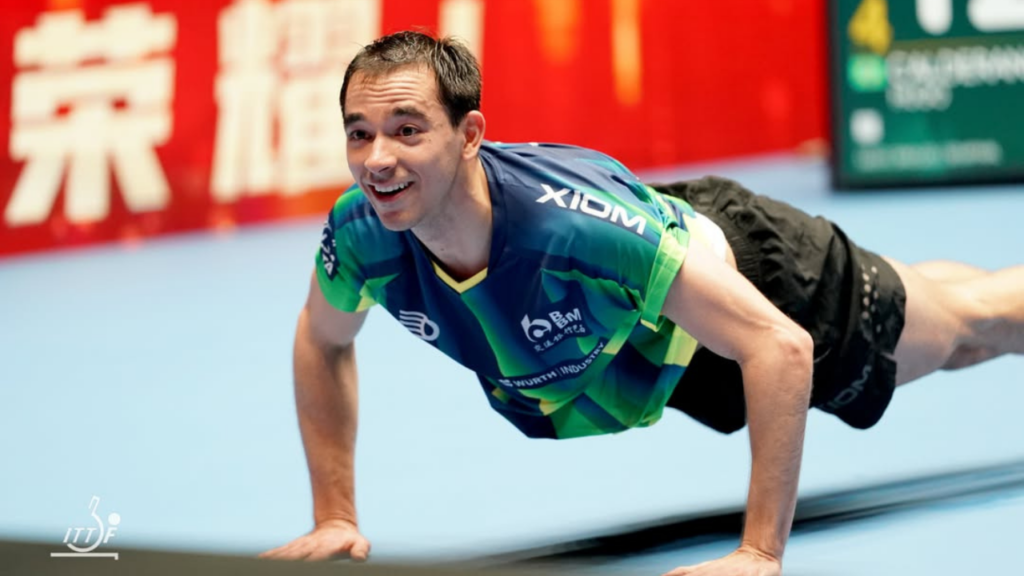 Hugo Calderano volta ao top do ranking de tênis de mesa