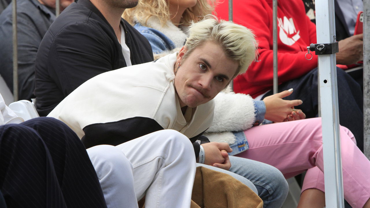 Justin Bieber derrete fãs ao mostrar foto do filho