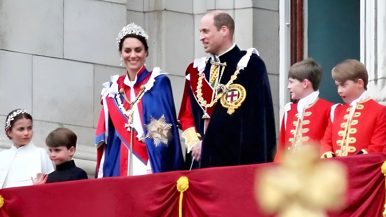 Família real publica foto rara do Príncipe Louis