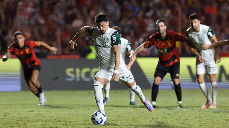 Palmeiras vence o Sport no Brasileirão com pênaltis polêmicos