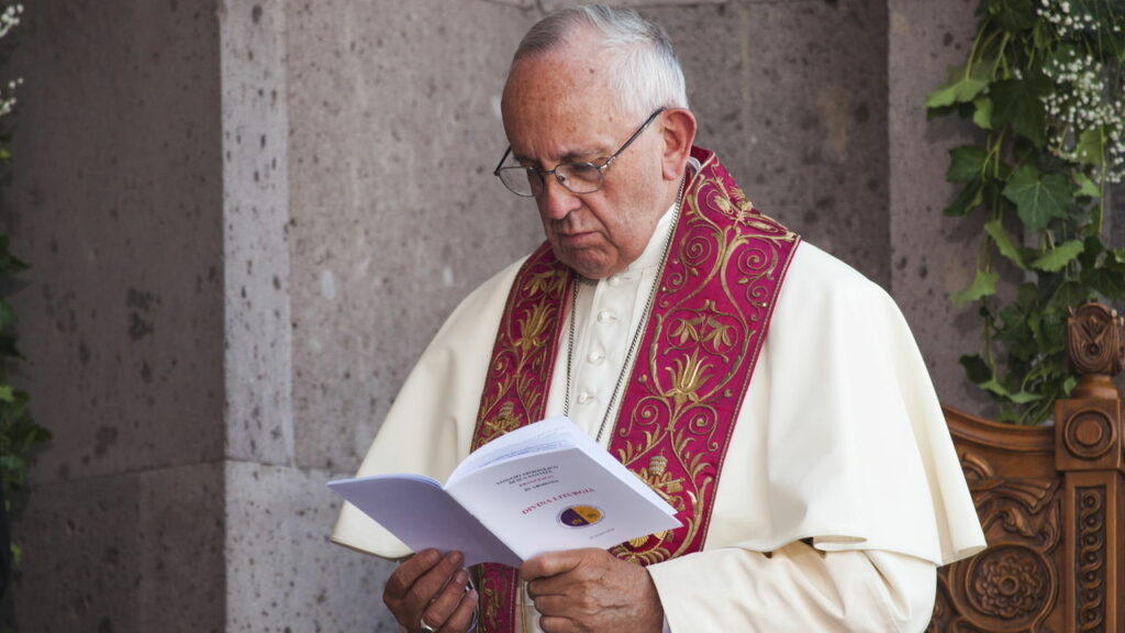 Líderes do mundo inteiro reagem à morte de Papa Francisco, veja