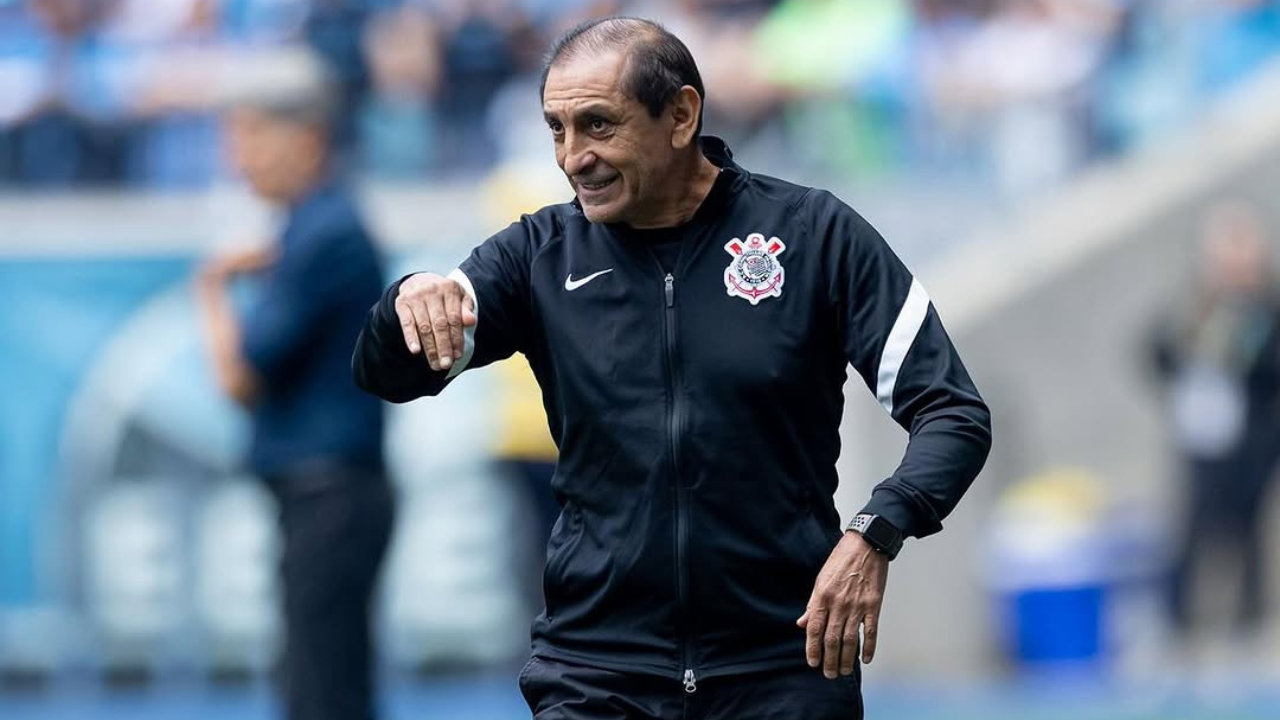 Corinthians demite o técnico Ramón Díaz