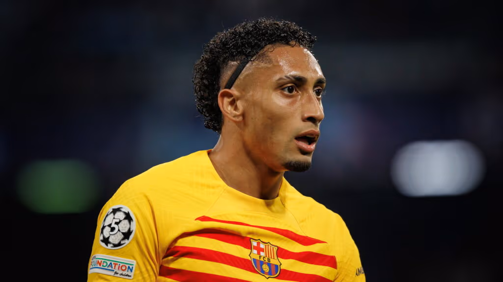 Barcelona confia na permanência de Raphinha mesmo com propostas