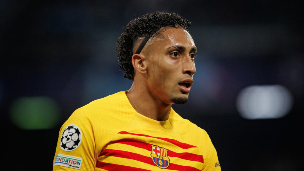 Barcelona confia na permanência de Raphinha mesmo com propostas