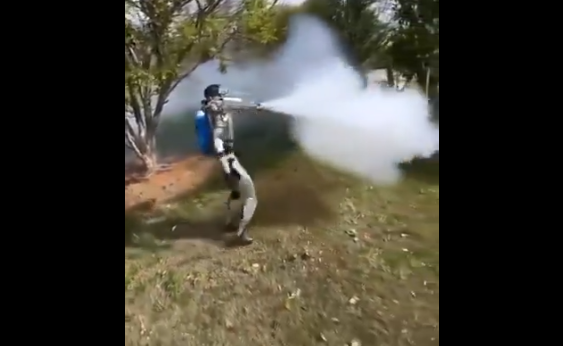 Robô ‘Exterminador do Futuro” já caminha entre nós