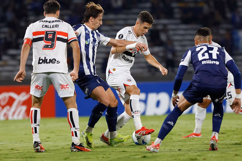 São Paulo estreia com vitória na Libertadores contra o Talleres