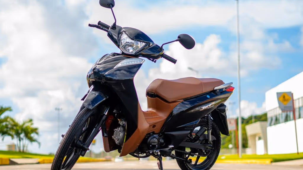 Essa motocicleta dispensa CNH para ser pilotada