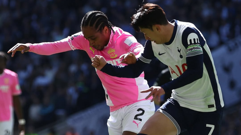 Premier League já tem primeiro time rebaixado, veja