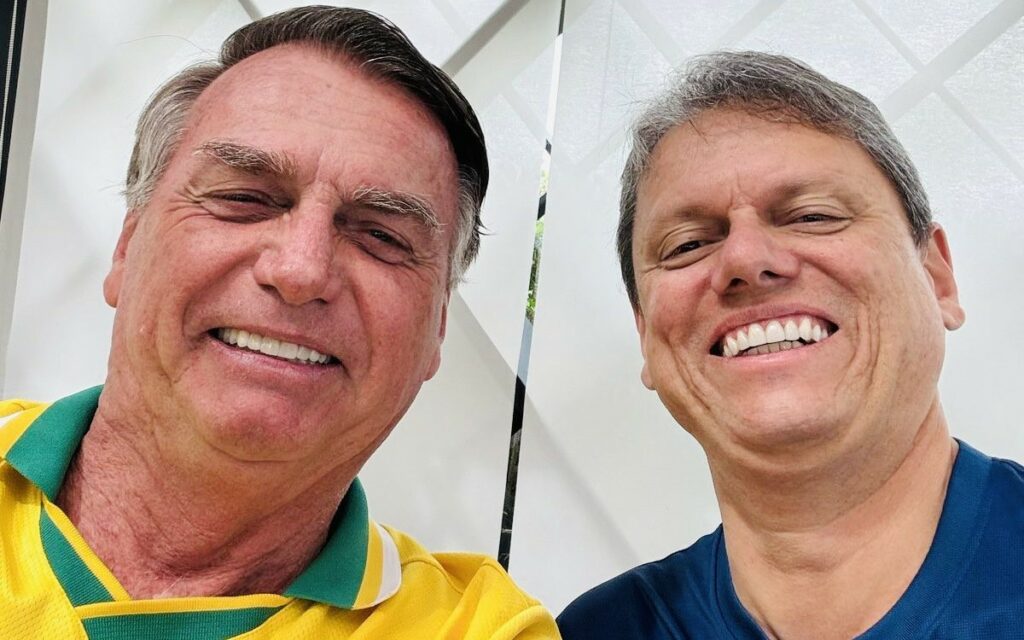 Bolsonaro afeta superioridade sobre Tarcísio: “Já aprendeu 95%”