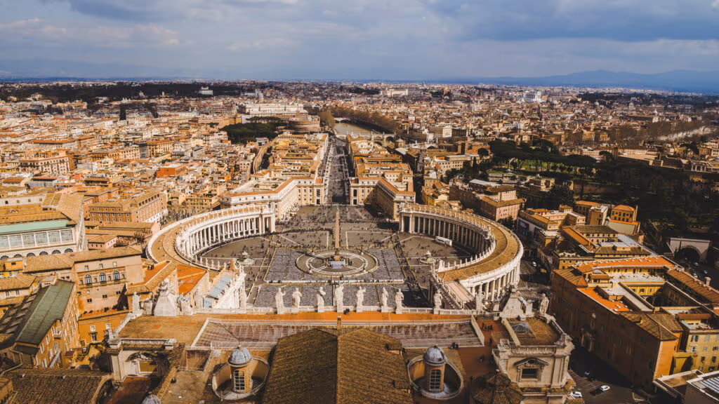 Guarda Suíça investiga conduta antissemita no Vaticano