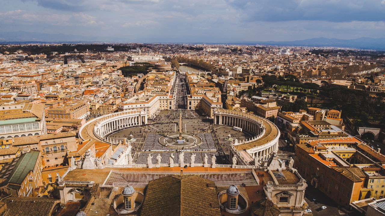 Guarda Suíça investiga conduta antissemita no Vaticano