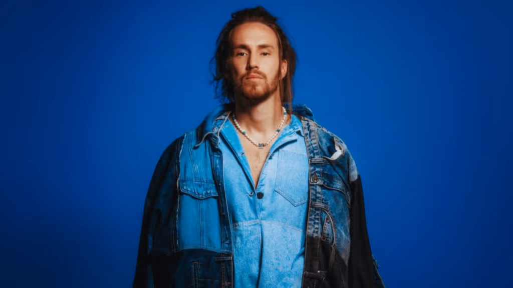 Vitor Kley lança música em homenagem ao pai