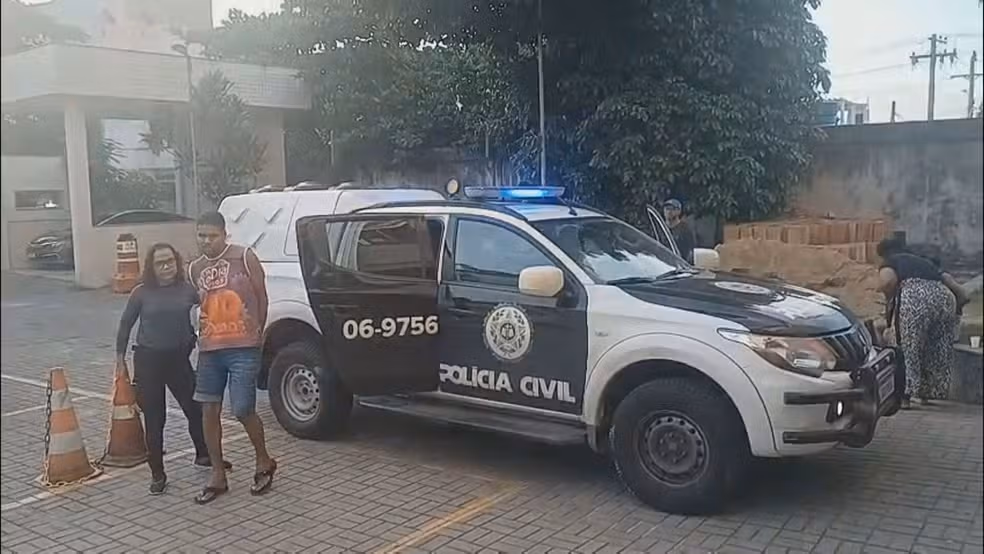 Promotor é morto após reclamar de nudez de vizinho