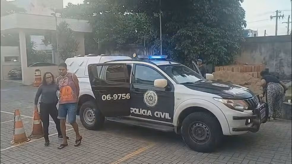 Promotor é morto após reclamar de nudez de vizinho