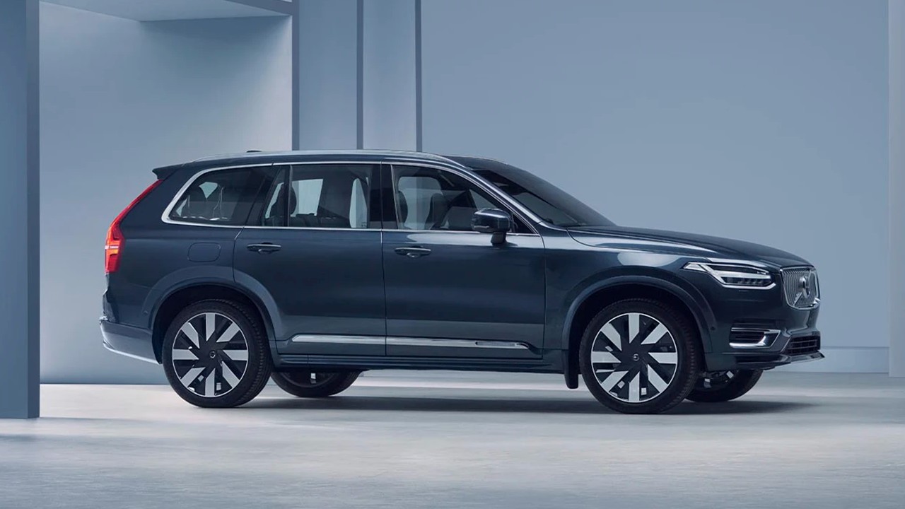 Volvo XC90 chega ao Brasil com a versão mais potente da linha