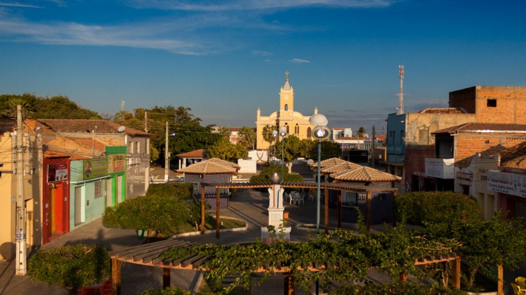 Cidades com nomes curiosos que contam histórias incríveis do Brasil