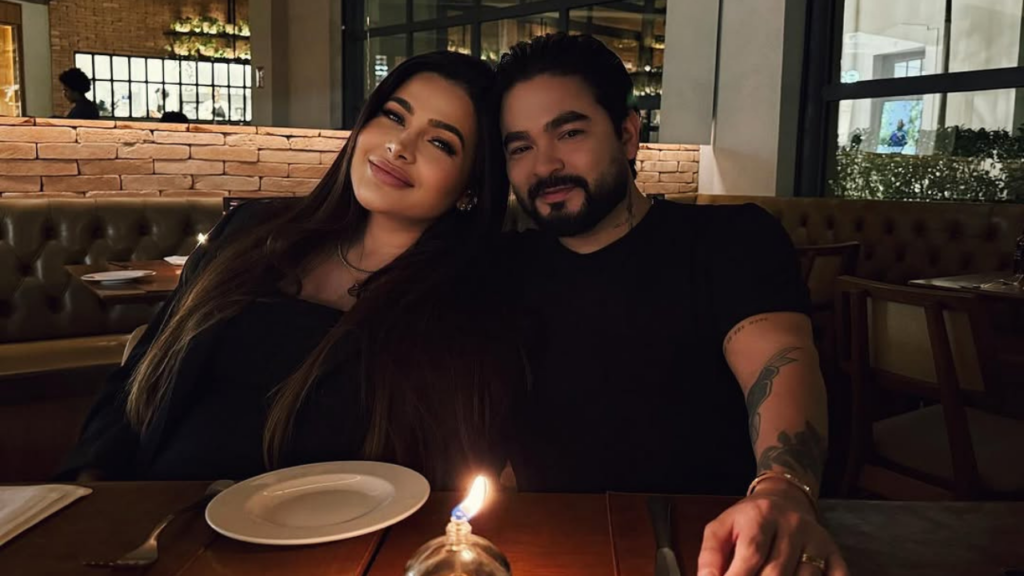Yudi Tamashiro e Mila Braga anunciam o nome do filho
