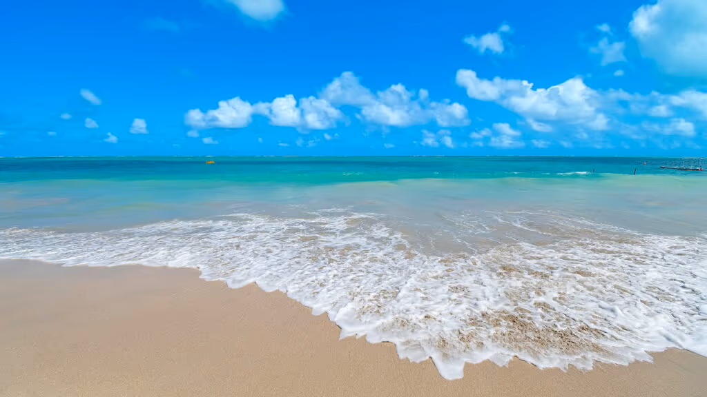 As cidades litorâneas mais baratas e incríveis para morar em 2025