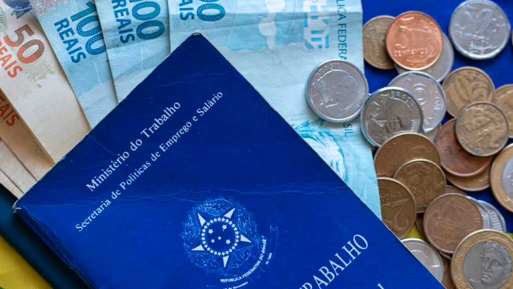 Salário mínimo em 2026 deve ser o maior da história com R$ 1.627