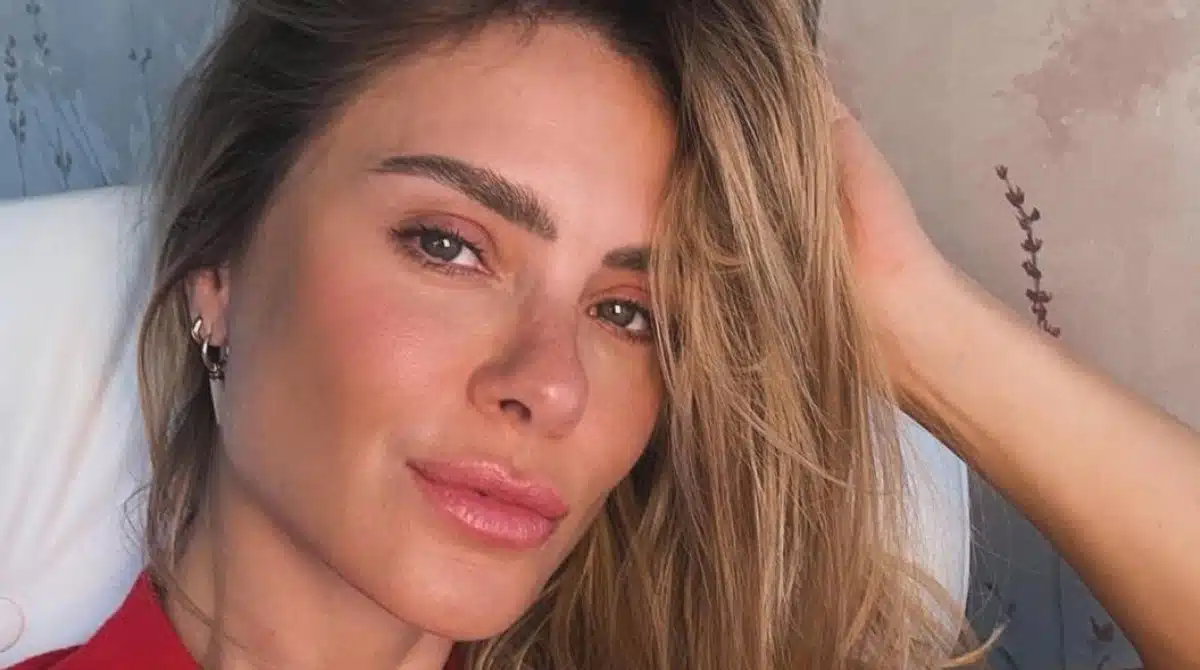 Carolina Dieckmann reclama de excesso de ódio nas redes sociais