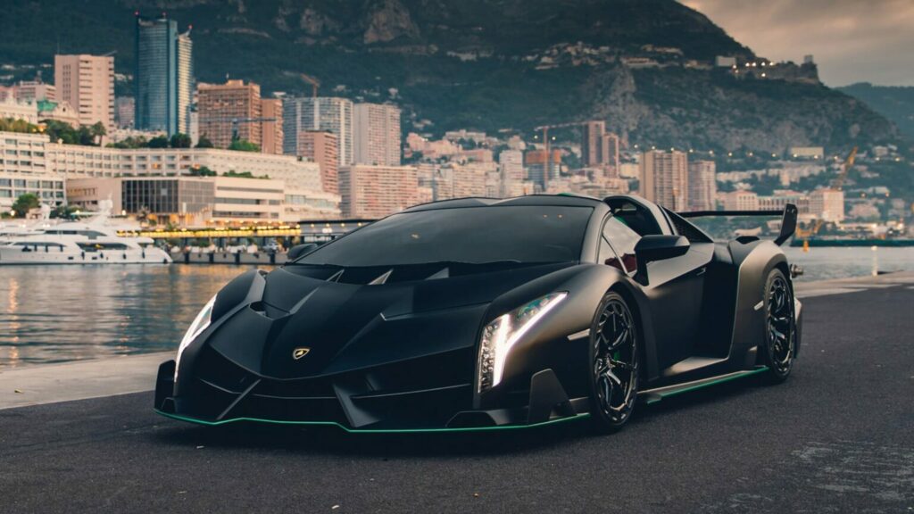 Ferrari e Lamborghini continuam a bater recordes, apesar das tarifas de Trump