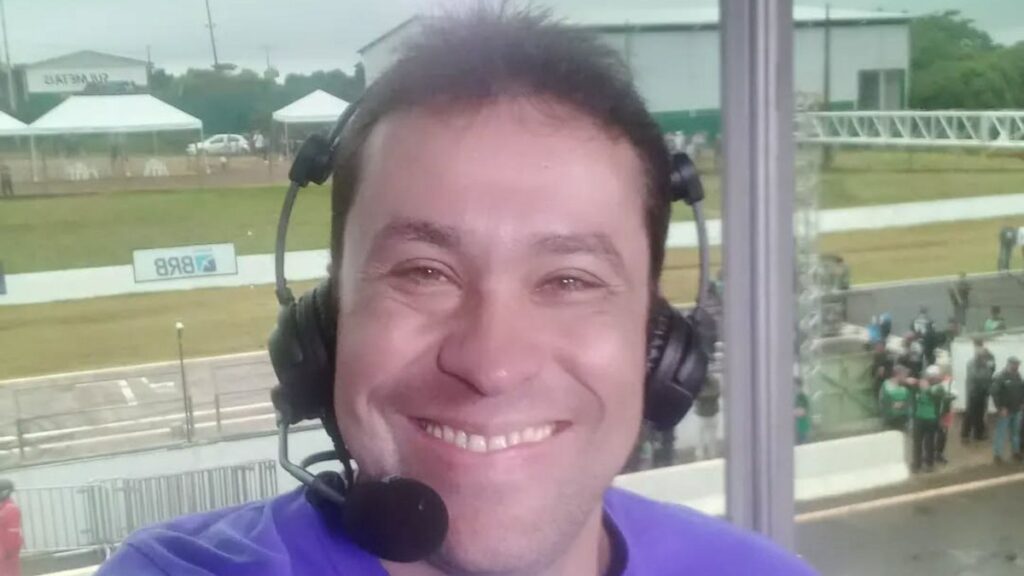 Globo demite locutor esportivo Clayton Carvalho