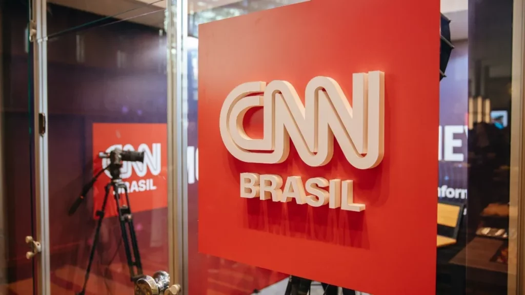 CNN Brasil festeja 5 anos com derrota inédita para a BandNews