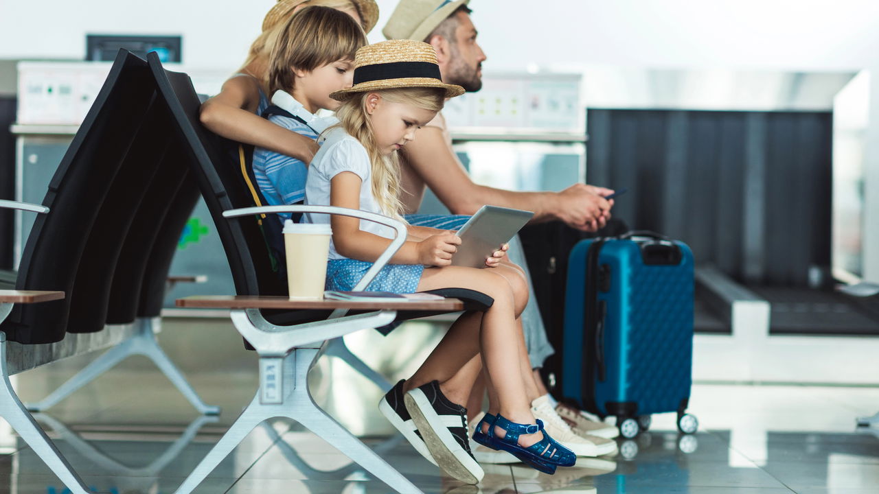 Os 5 erros mais comuns ao viajar com crianças no Aeroporto de Recife