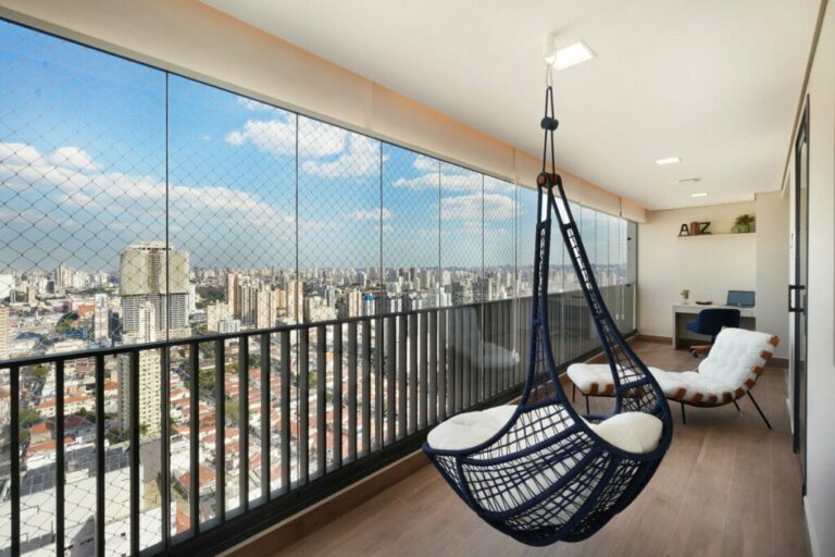 4 dicas para incluir a poltrona suspensa na decoração