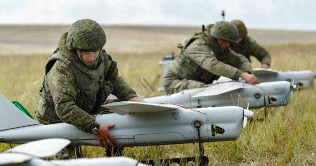 Rússia avança produção de drones em  territórios ocupados na Ucrânia